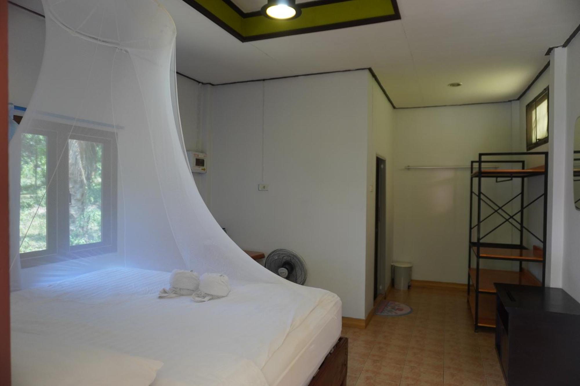 Khao Sok Palmview אתר נופש